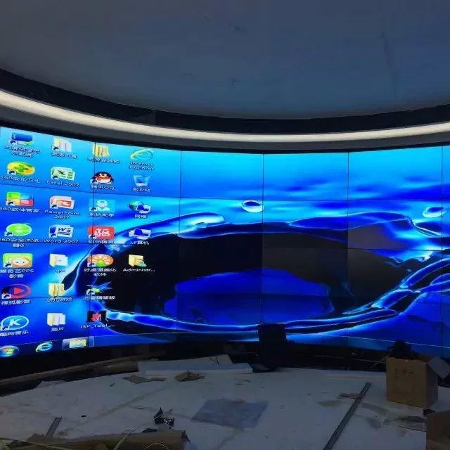 安防監(jiān)(jiān)控業(yè)(yè)行都采用液晶拼接屏